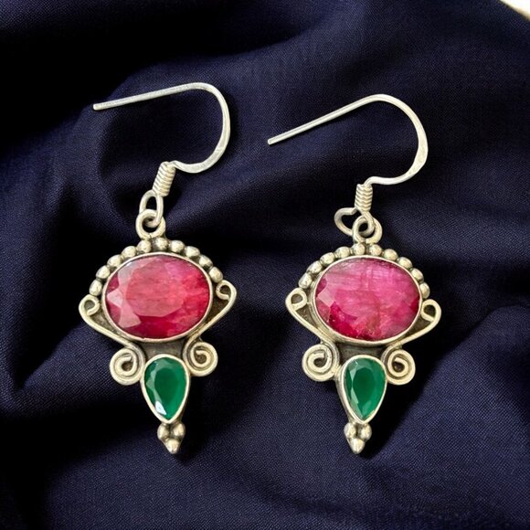 VTG Artisan Crafted Ruby Emerald Sterling Silver Dangle Earrings Stamped 925 - Picture 7 of 7